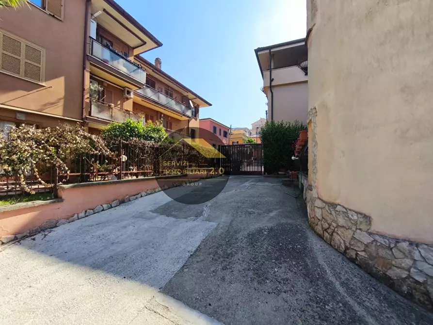 Immagine 46 di Villa in vendita  in largo cesare colizza 73 a Marino