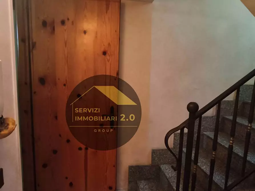 Immagine 50 di Villa in vendita  in largo cesare colizza 73 a Marino