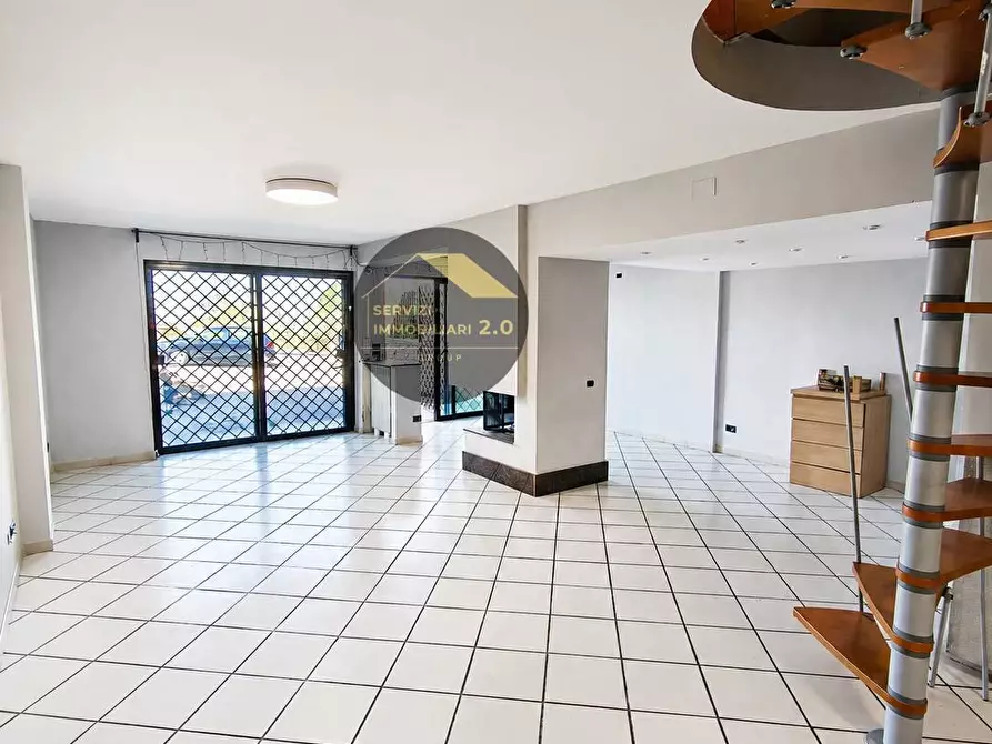 Immagine 37 di Villa in vendita  in via di salè 19 a Frascati