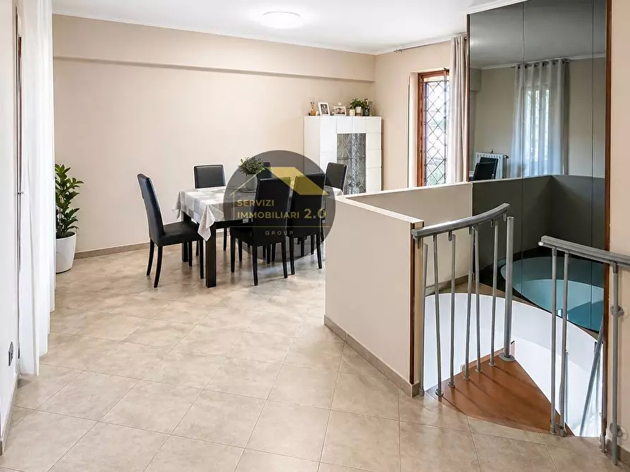 Immagine 15 di Villa in vendita  in via di salè 19 a Frascati