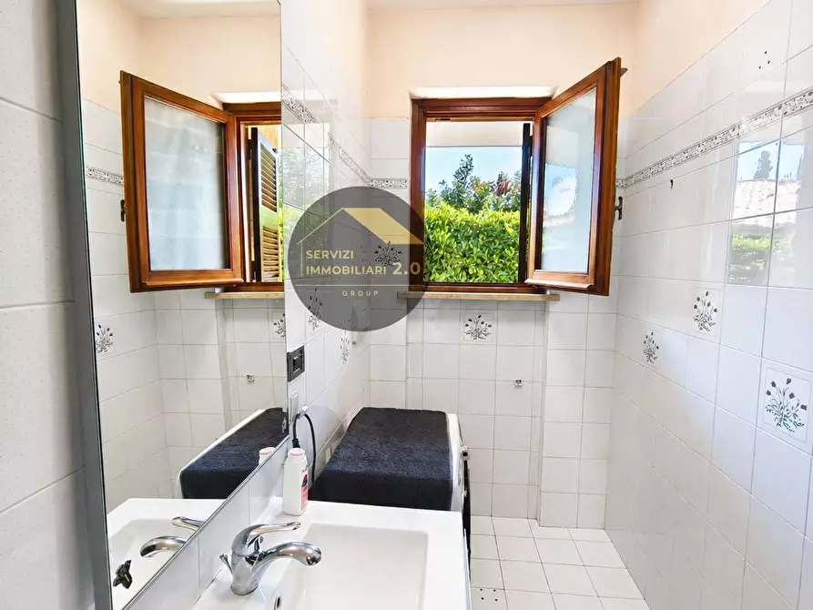 Immagine 22 di Villa in vendita  in via di salè 19 a Frascati