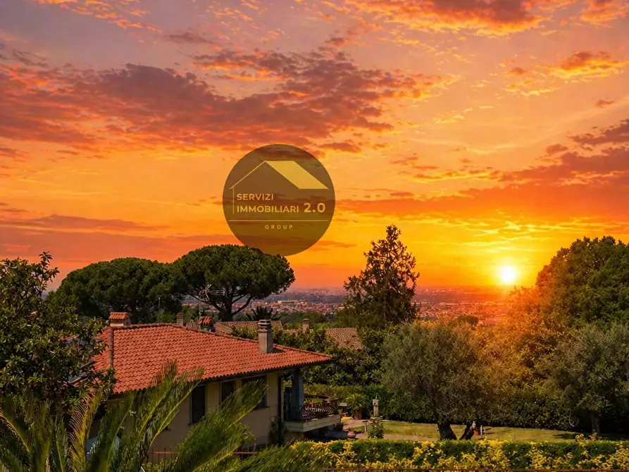 Immagine 1 di Villa in vendita  in via di salè 19 a Frascati