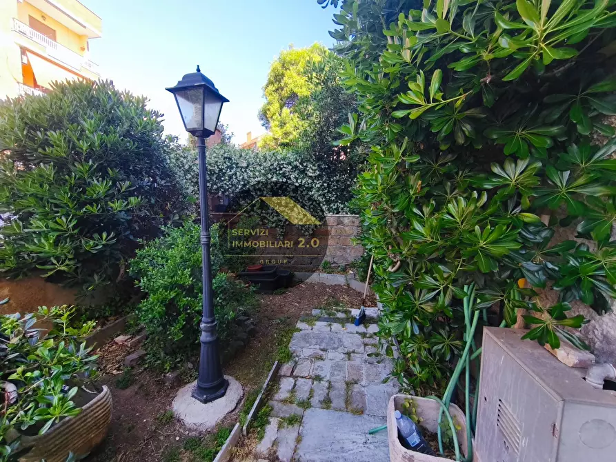 Immagine 8 di Appartamento in vendita  in via dei Glicini 131 a Roma
