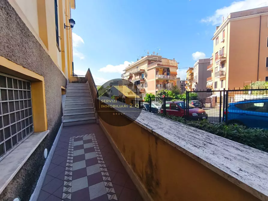 Immagine 11 di Appartamento in vendita  in via dei Glicini 131 a Roma