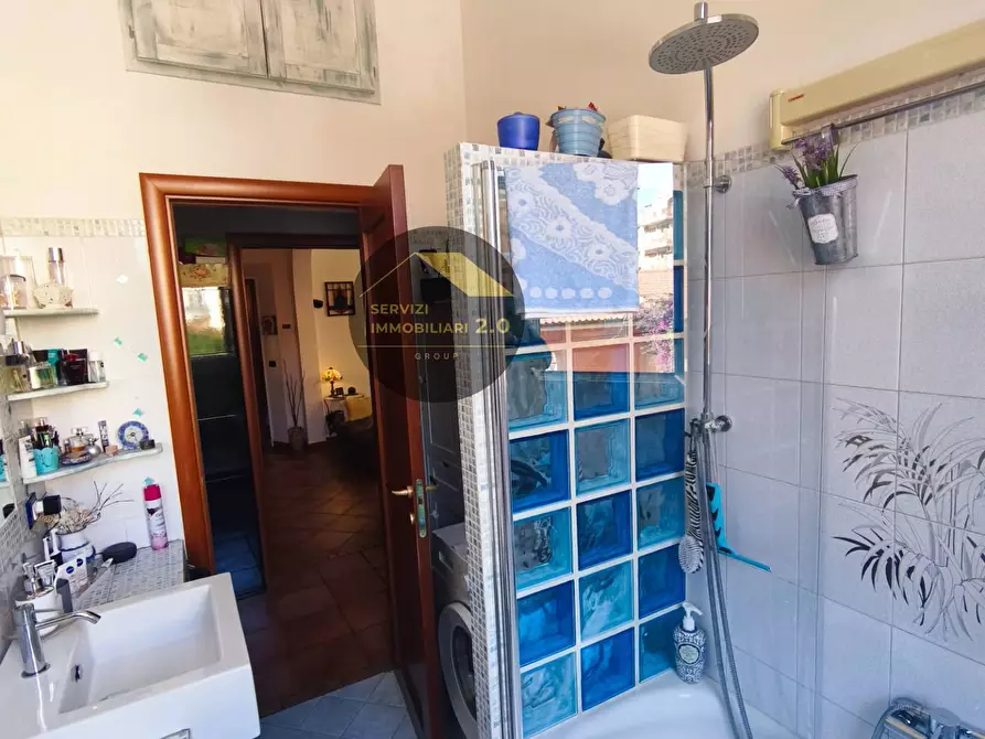 Immagine 24 di Appartamento in vendita  in via dei Glicini 131 a Roma