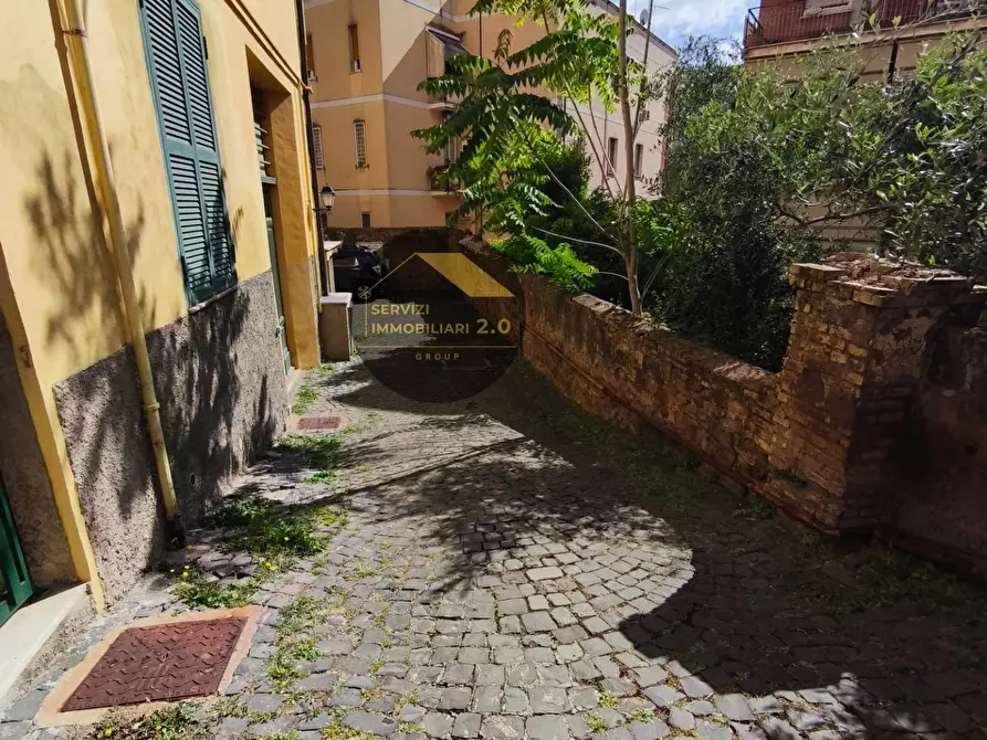 Immagine 42 di Appartamento in vendita  in via dei Glicini 131 a Roma