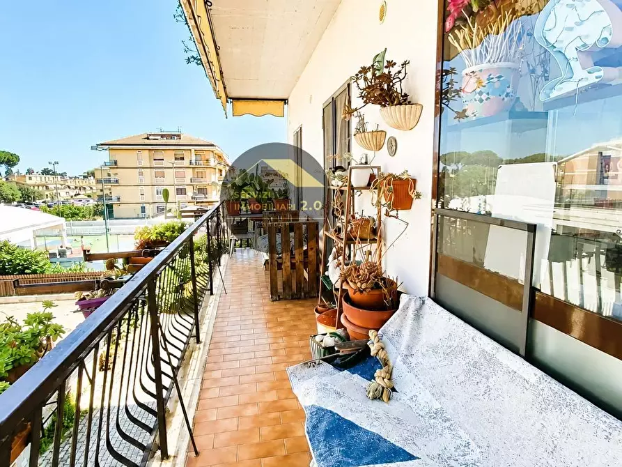 Immagine 4 di Appartamento in vendita  in Via Alberto Amerani a Roma