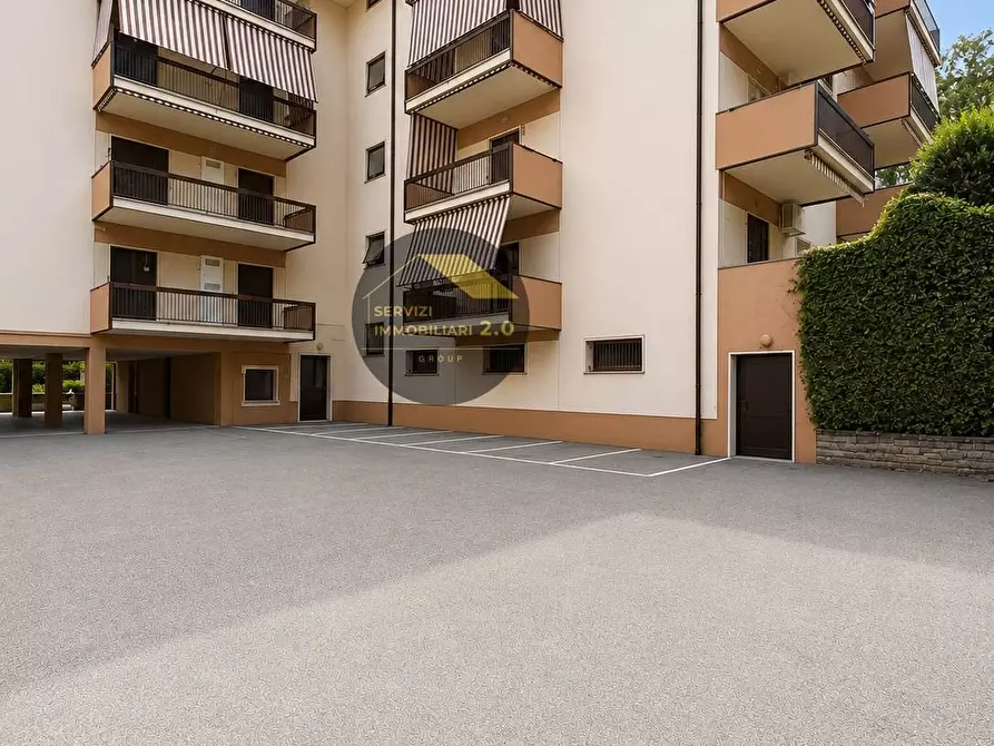 Immagine 1 di Appartamento in vendita  in via luigi zambarelli 24 a Frascati