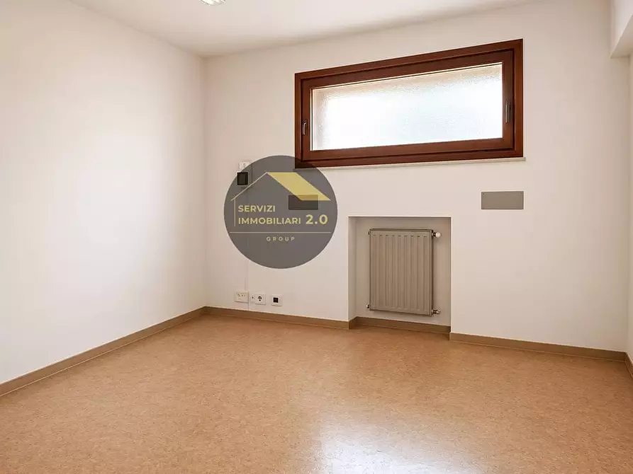 Immagine 11 di Appartamento in vendita  in via luigi zambarelli 24 a Frascati