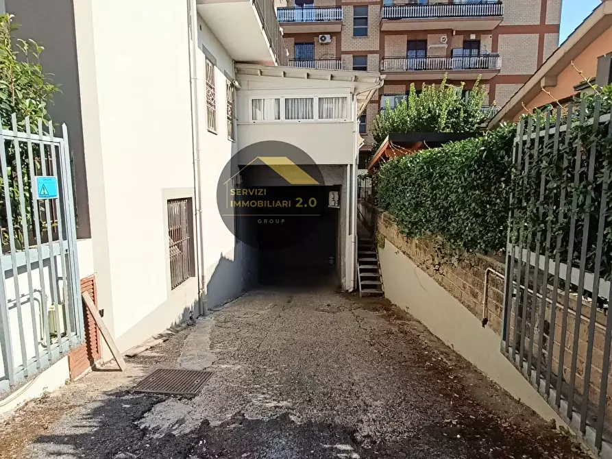Immagine 2 di Box auto in vendita  in Via Tommaso Piroli 1 a Roma