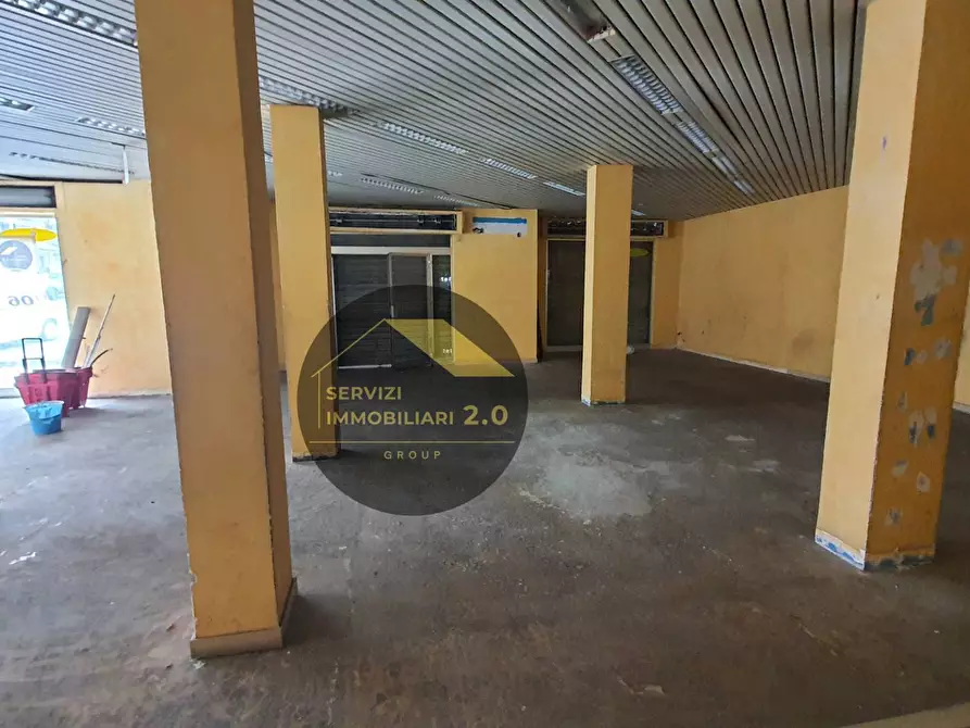 Immagine 6 di Locale commerciale in affitto  in Via Del Fosso Di Santa Maura 136A a Roma