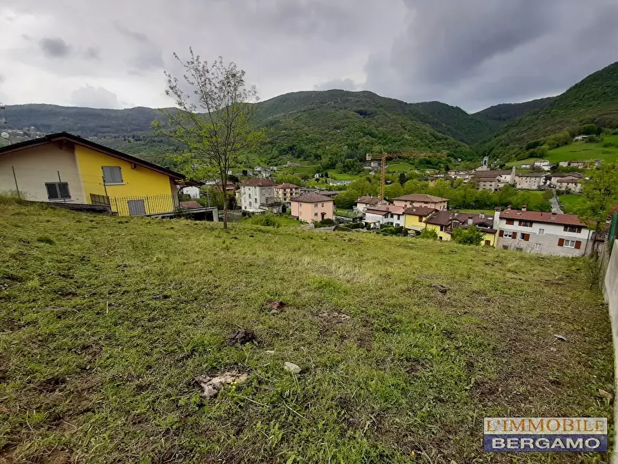 Immagine 1 di Terreno residenziale in vendita  in via Lunga a Albino