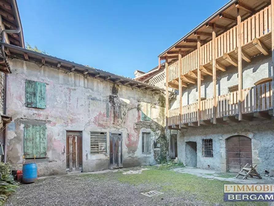 Immagine 1 di Rustico / casale in vendita  in via Papa Giovanni XXIII a Villa Di Serio