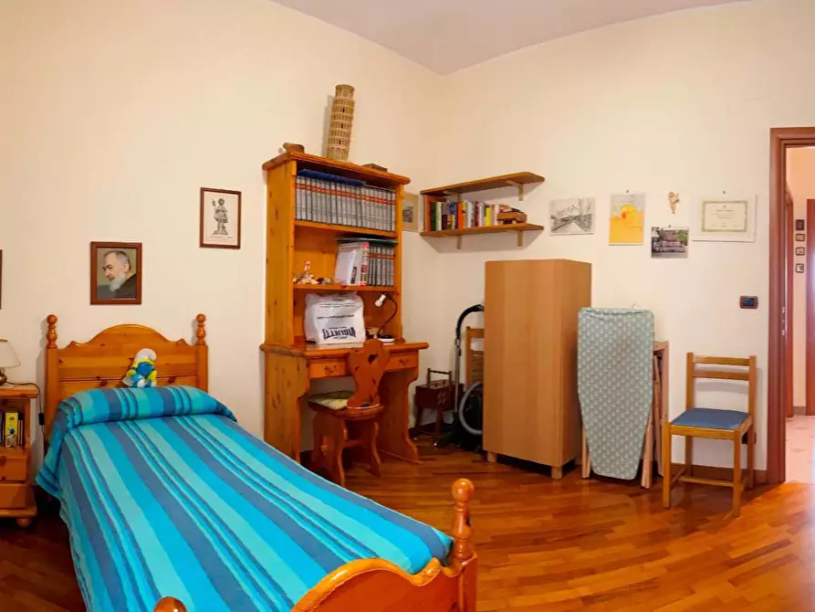 Immagine 16 di Appartamento in vendita  a Savona