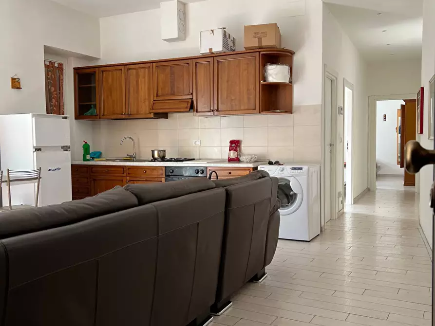 Immagine 4 di Appartamento in vendita  a Savona