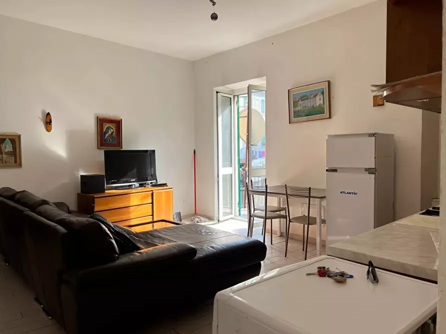 Immagine 5 di Appartamento in vendita  a Savona