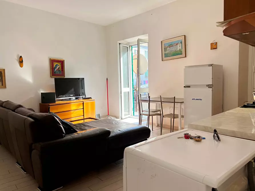 Immagine 7 di Appartamento in vendita  a Savona