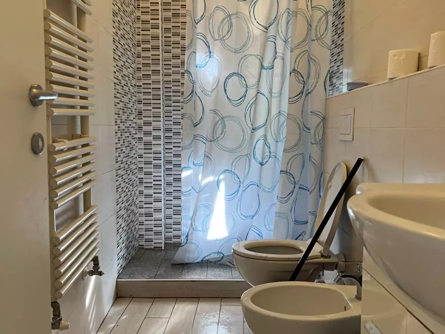 Immagine 16 di Appartamento in vendita  a Savona