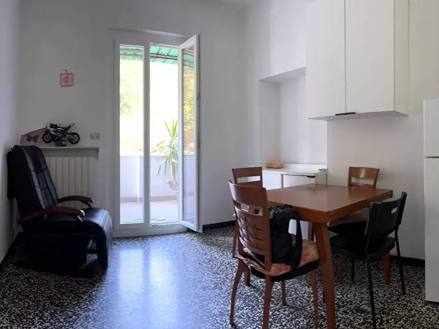 Immagine 1 di Appartamento in vendita  a Savona