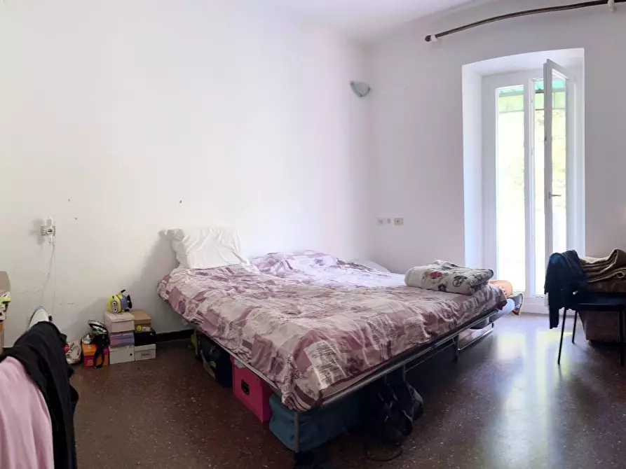 Immagine 12 di Appartamento in vendita  a Savona