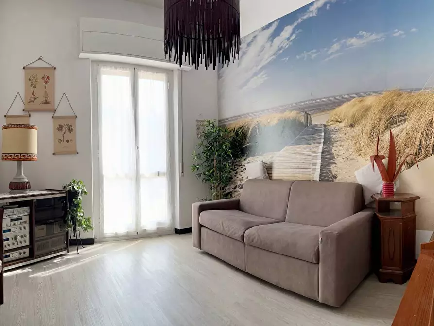 Immagine 7 di Appartamento in vendita  a Savona