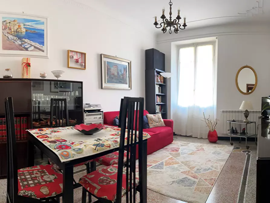 Immagine 1 di Appartamento in vendita  a Savona