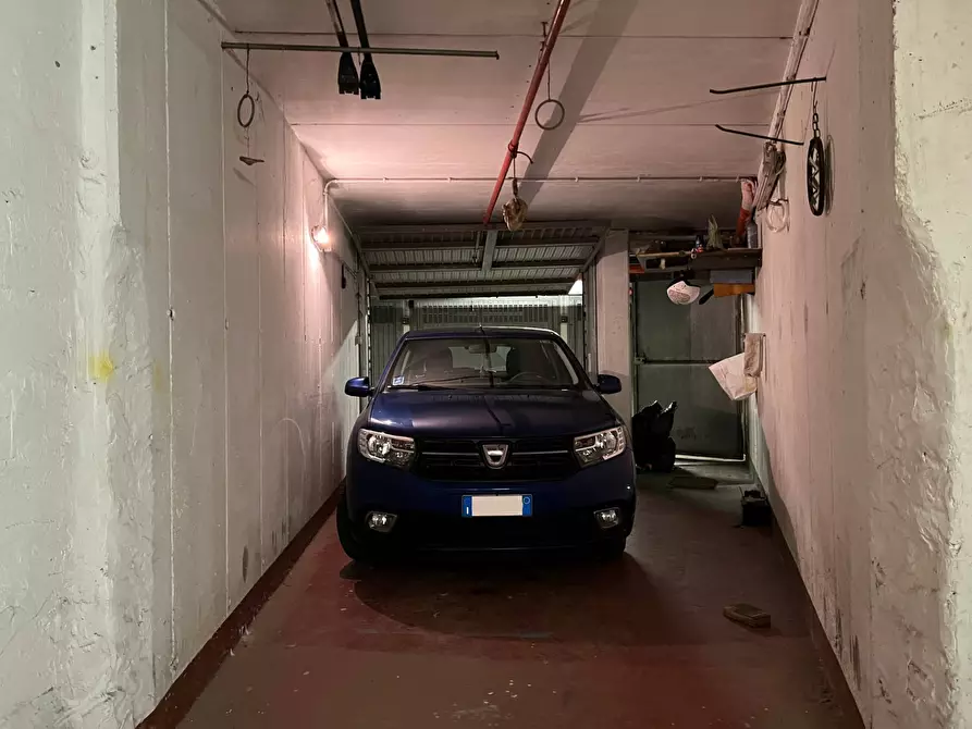 Immagine 7 di Box auto in vendita  a Savona