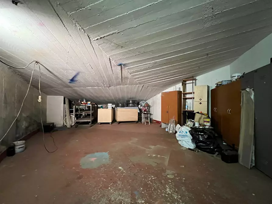 Immagine 15 di Box auto in vendita  a Savona