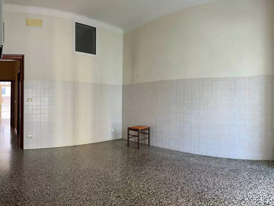 Immagine 6 di Appartamento in vendita  a Savona