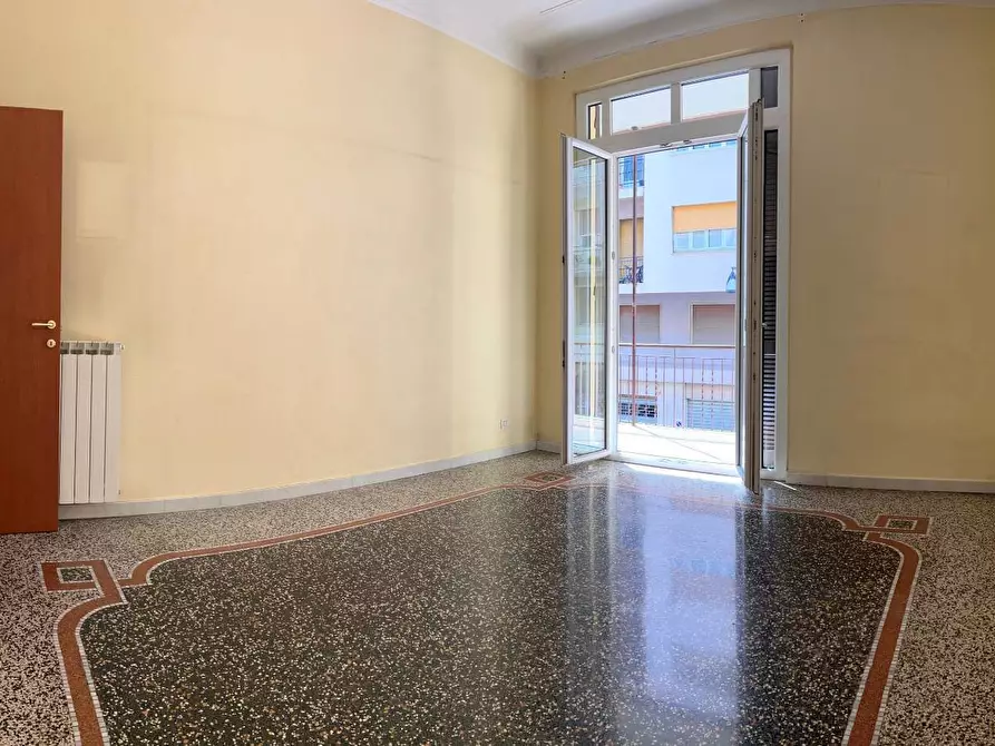 Immagine 9 di Appartamento in vendita  a Savona