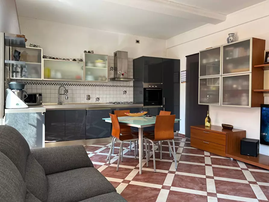 Immagine 9 di Appartamento in vendita  a Savona