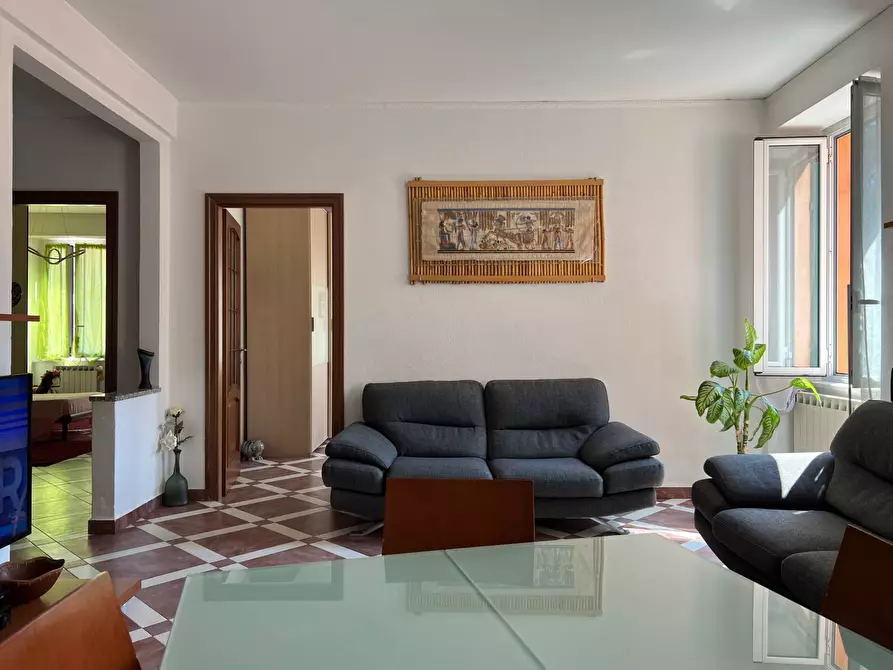 Immagine 10 di Appartamento in vendita  a Savona