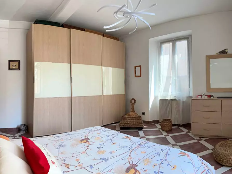 Immagine 12 di Appartamento in vendita  a Savona