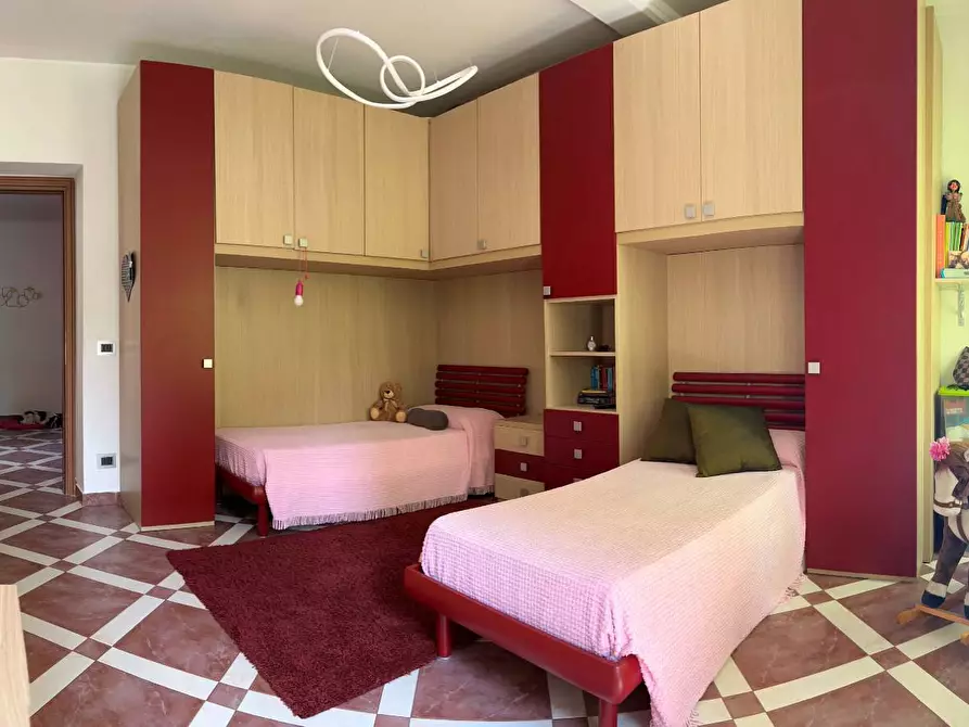 Immagine 17 di Appartamento in vendita  a Savona