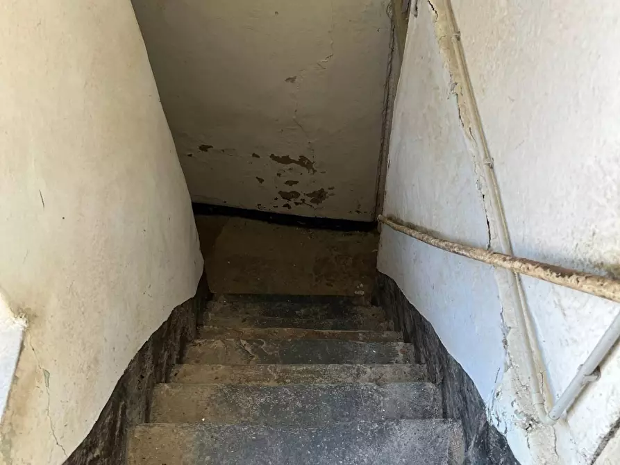 Immagine 16 di Rustico / casale in vendita  a Vezzi Portio