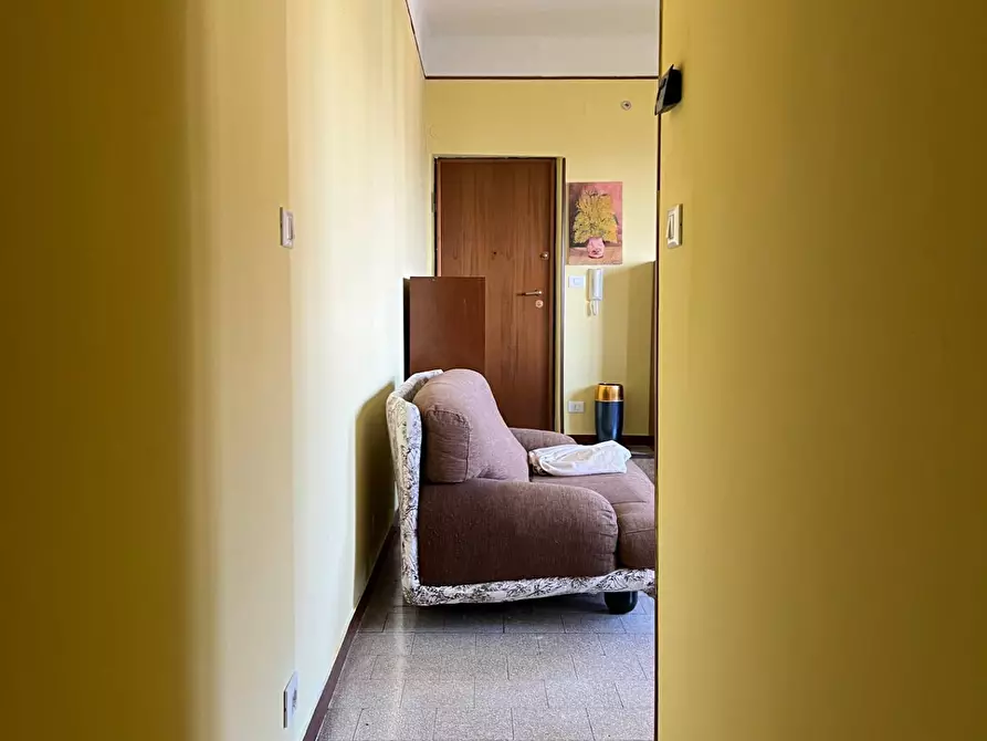 Immagine 11 di Appartamento in vendita  a Savona