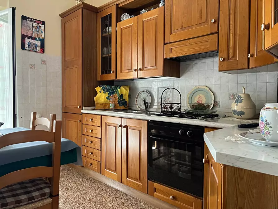 Immagine 4 di Appartamento in vendita  a Savona