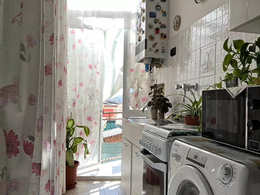 Immagine 5 di Appartamento in vendita  a Savona