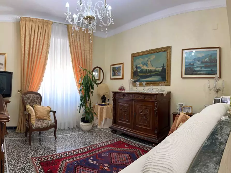 Immagine 10 di Appartamento in vendita  a Savona