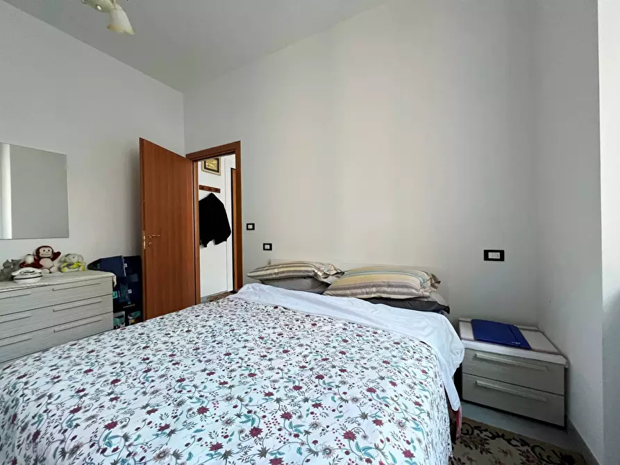 Immagine 16 di Appartamento in vendita  a Savona