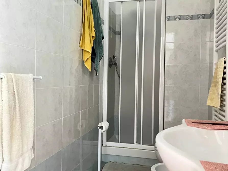 Immagine 18 di Appartamento in vendita  a Savona