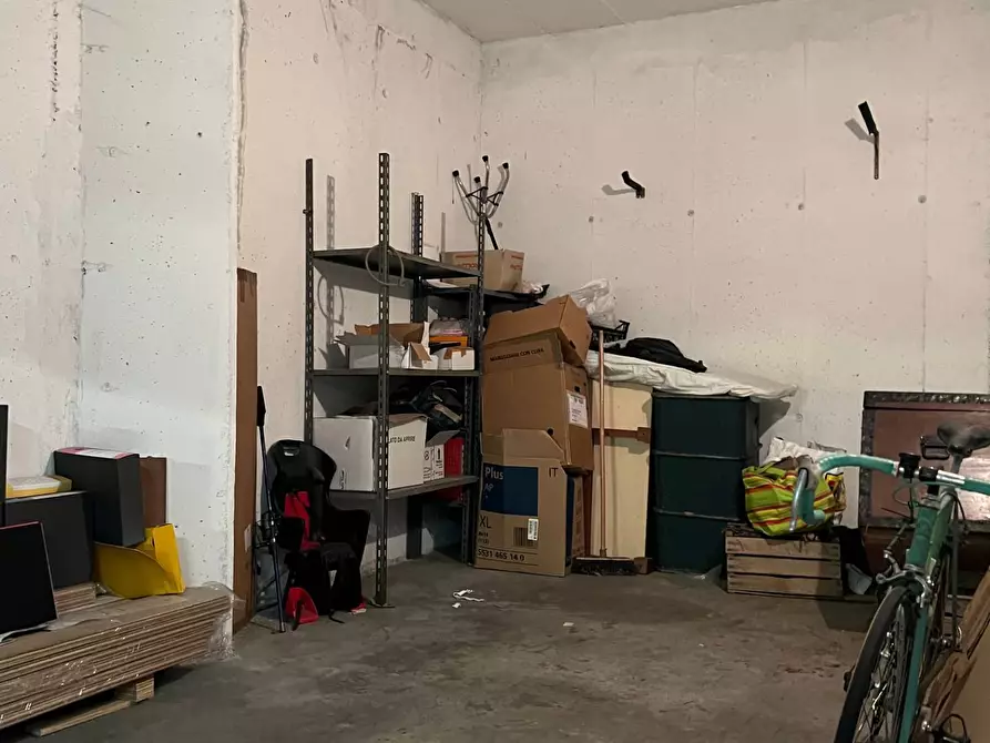 Immagine 14 di Box auto in vendita  a Savona