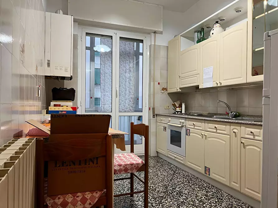 Immagine 2 di Appartamento in vendita  a Savona