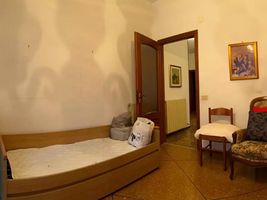 Immagine 13 di Appartamento in vendita  a Savona