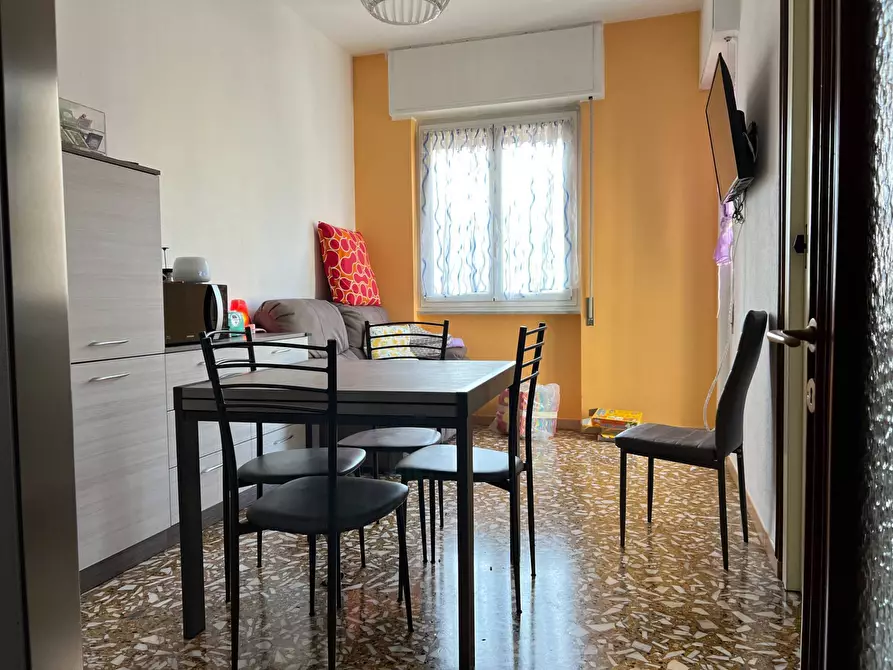 Immagine 4 di Appartamento in vendita  a Savona