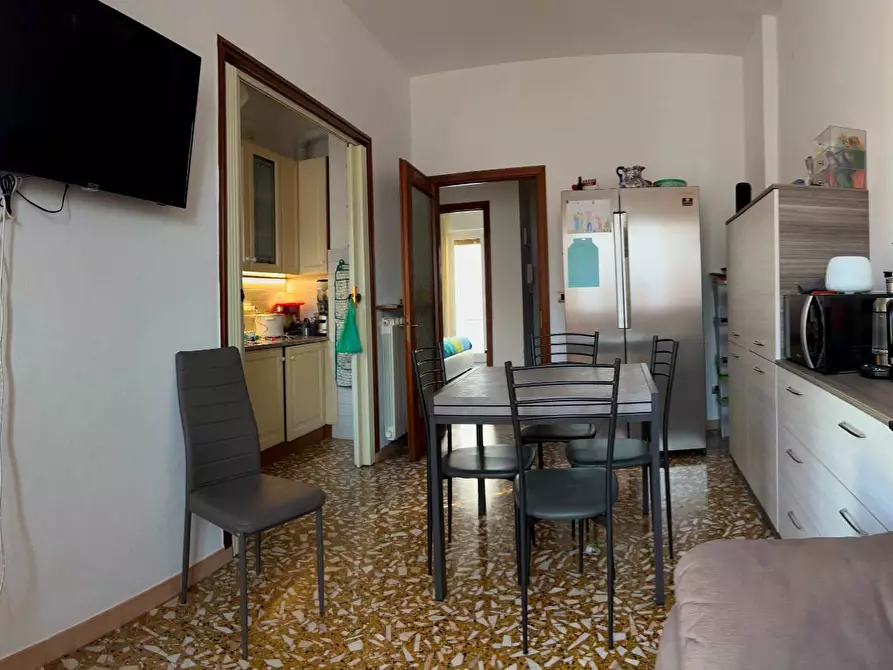 Immagine 2 di Appartamento in vendita  a Savona