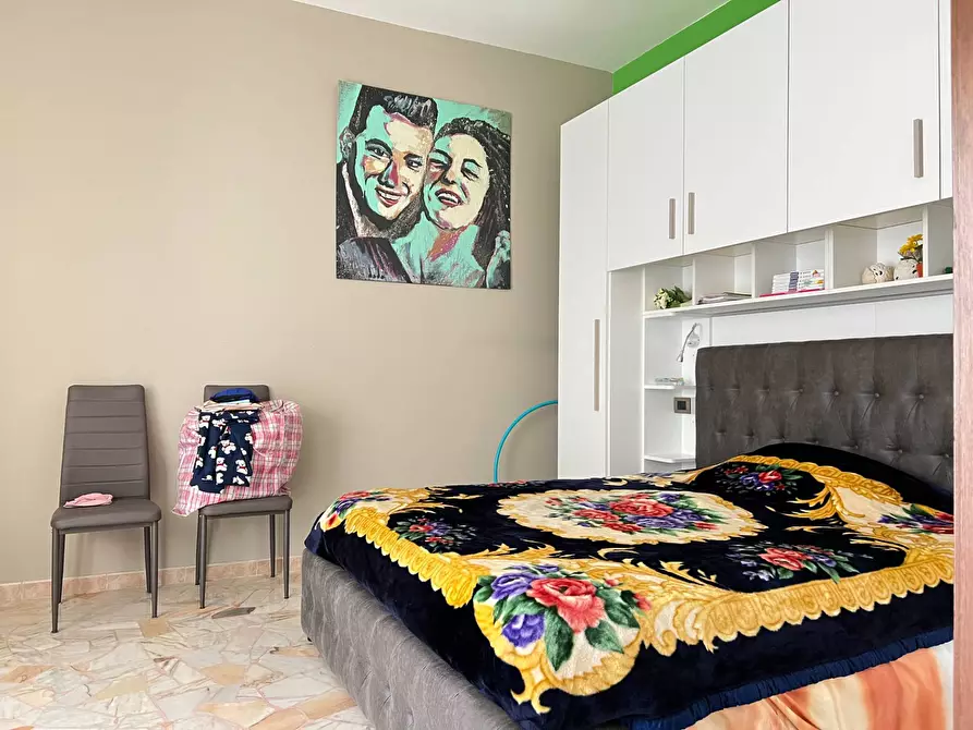 Immagine 13 di Appartamento in vendita  a Savona