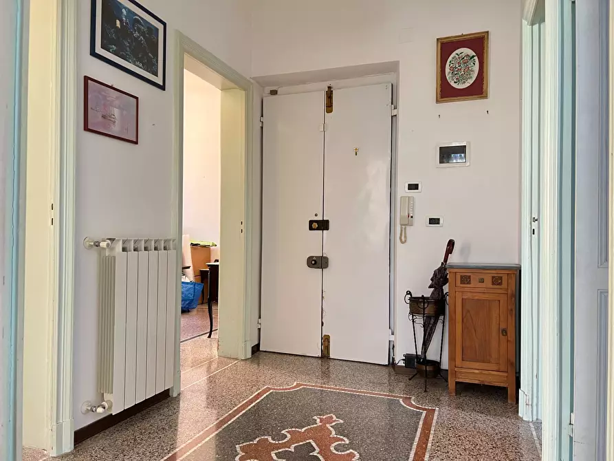 Immagine 6 di Appartamento in vendita  a Savona