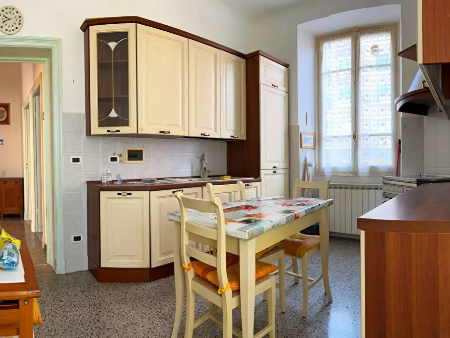 Immagine 7 di Appartamento in vendita  a Savona