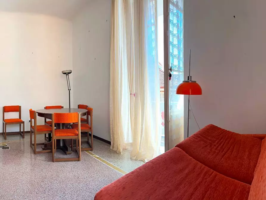 Immagine 2 di Appartamento in vendita  a Savona